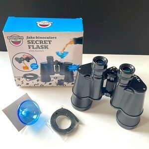 Water Bottle/Flask fake Binoculars by BigMouth Inc. (New in box)